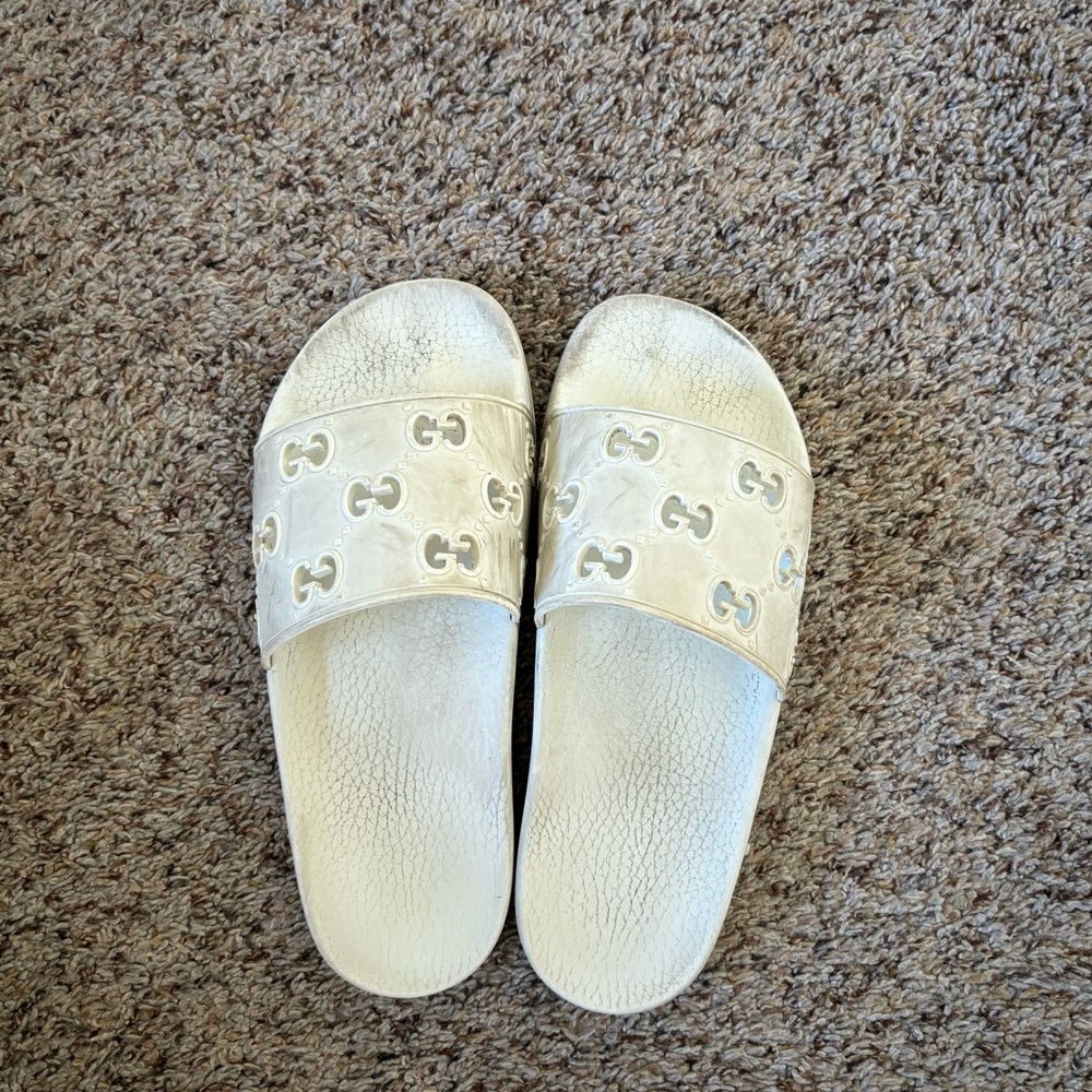 White rubber Gucci slides. Size 9